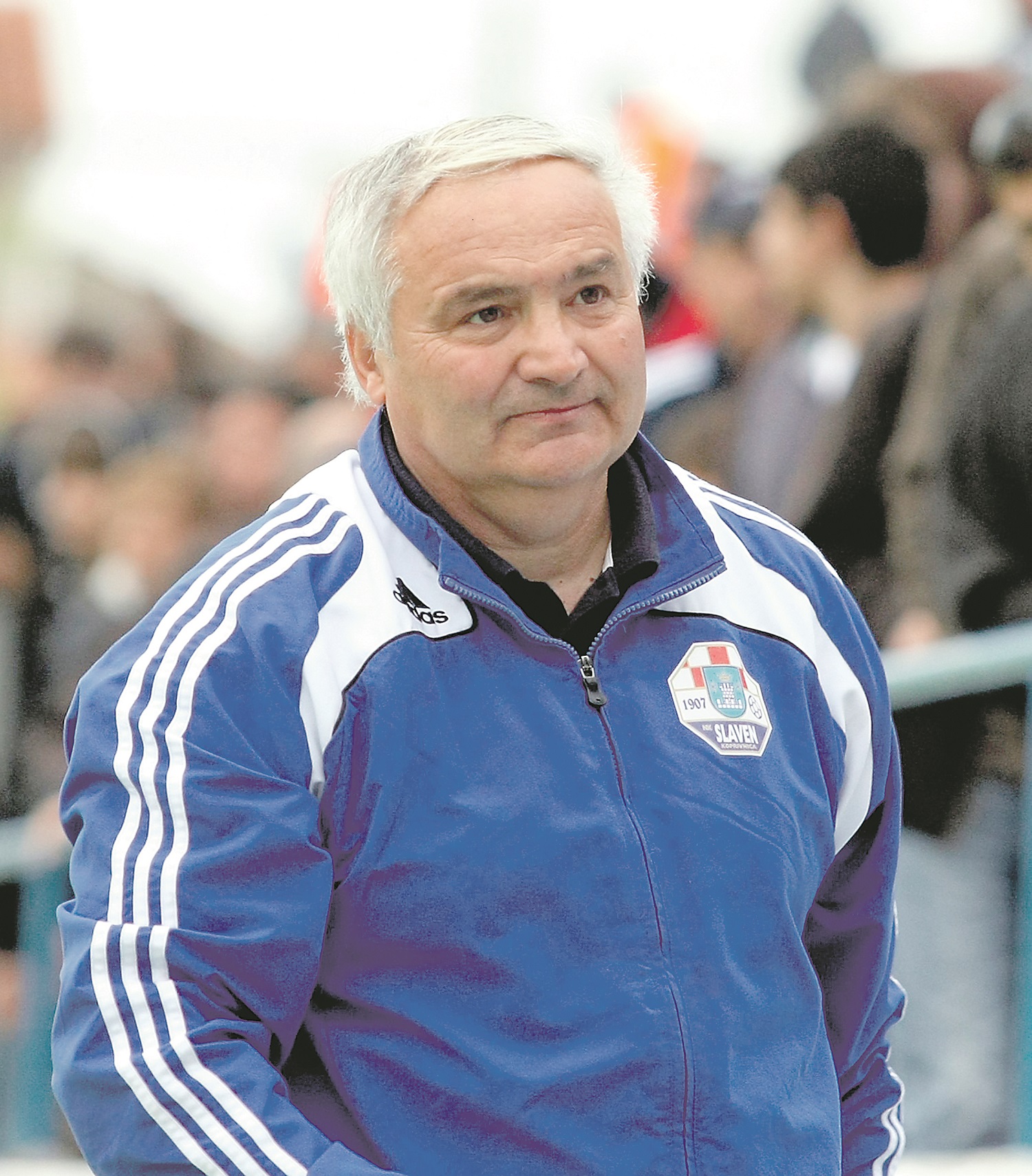 Zadar, 190409.
Stadion u Stanovima.
Susret 26. kola 1. HNL, Zadar - Slaven Belupo.
Na fotografiji trener Slaven Belupa Mile Petkovic.
Foto: Vladimir Ivanov / CROPIX